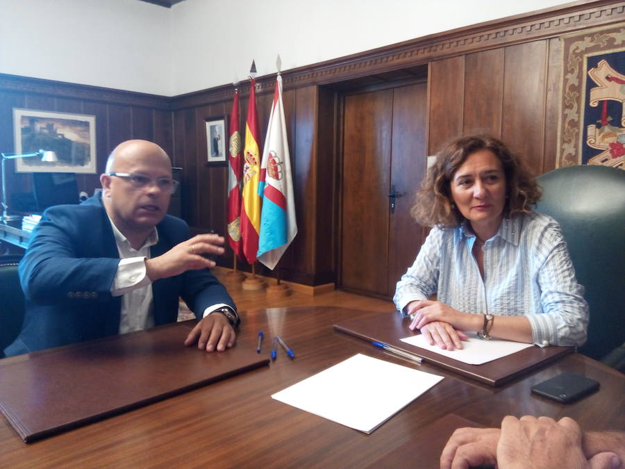 Fotos: Primera visita institucional del subdelegado del Gobierno a Ponferrada