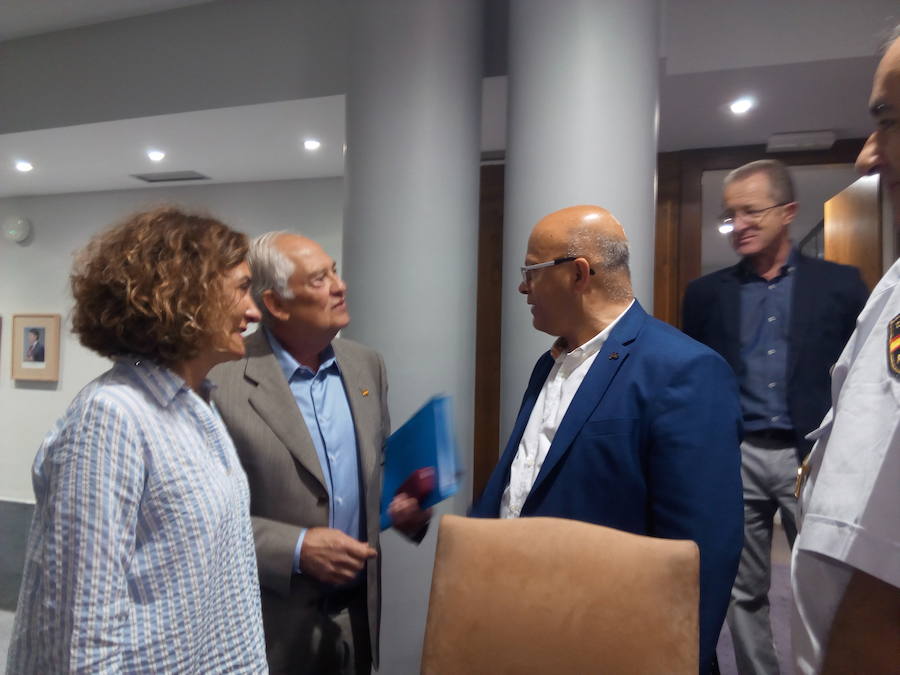 Fotos: Primera visita institucional del subdelegado del Gobierno a Ponferrada