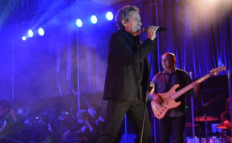Miguel Ríos durante el concierto de Ponferrada.