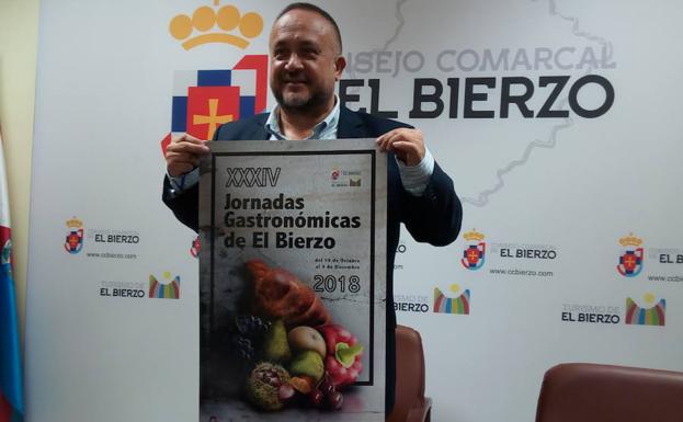 El presidente del Consejo Comarcal del Bierzo, Gerardo Álvarez Courel, en la presentación de las XXXIV Jornadas Gastronómicas del Bierzo. 