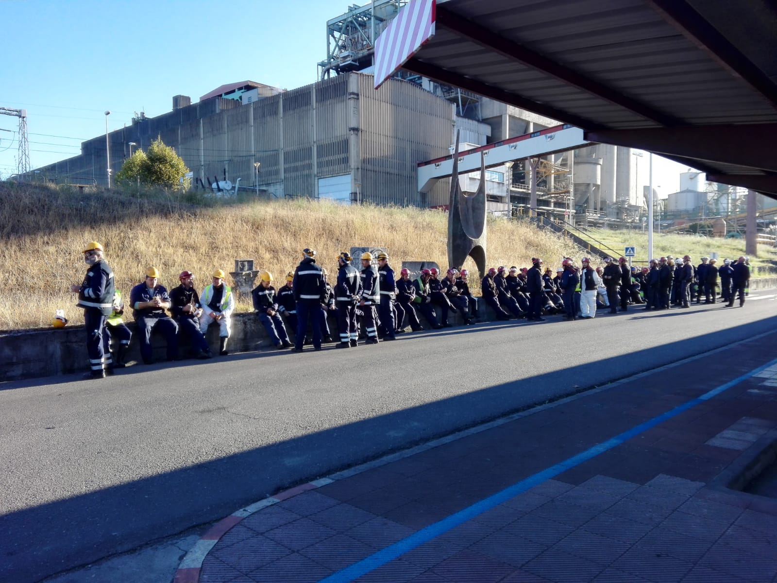 Fotos: Protesta de las auxiliares de Endesa en Compostilla