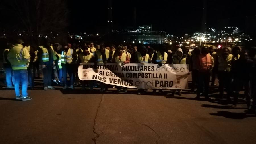 Fotos: Marcha a pie de las auxiliares de Endesa en Compostilla
