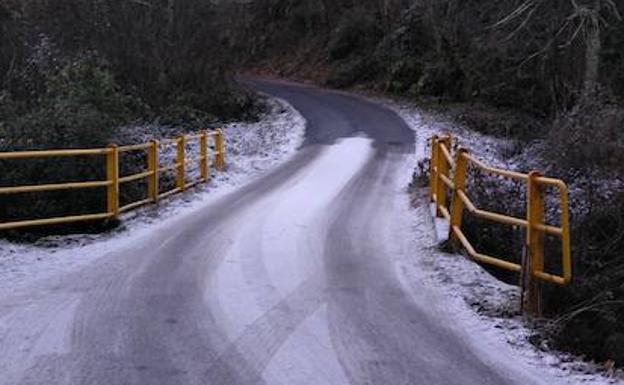 Foto del estado de las carreteras aportada por el Grupo Socialista de Villafranca del Bierzo