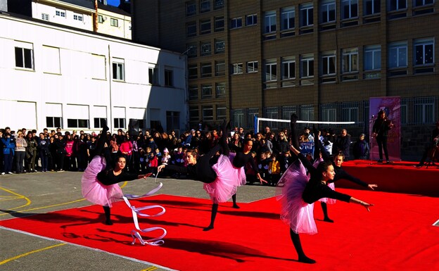 El Colegio La Asunción de Ponferrada celebra el Día de la Paz con un acto conmemorativo