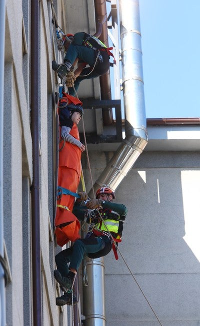 Fotos: Presentación en el IES Gil y Carrasco de Ponferrada del plan director para la convivencia y mejora de la seguridad en los centros educativos