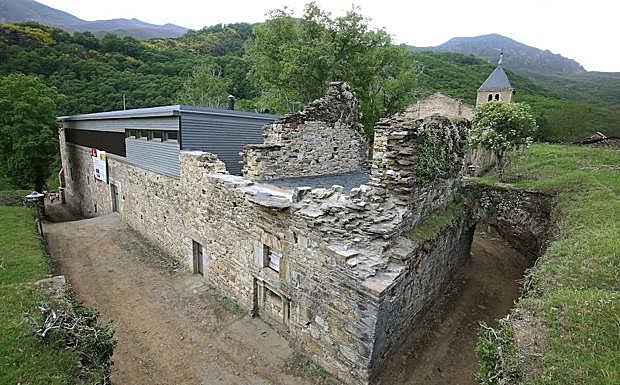 Nuevo Centro de Recepción de Visitantes e Iniciativas del monasterio de San Pedro de Montes de Valdueza.