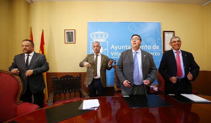 Fotos: Presentación del Premio Morales en Villafranca del Bierzo