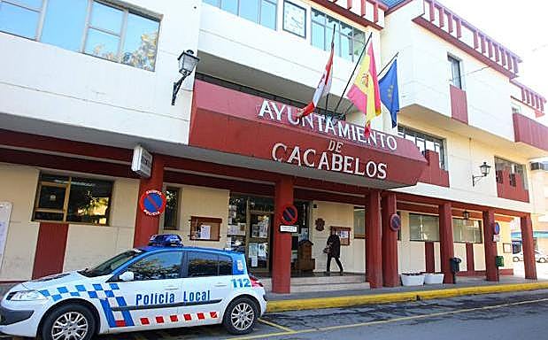 Ayuntamiento de Cacabelos. 