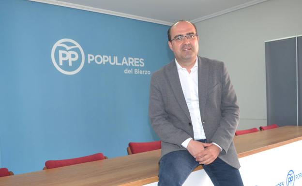 Marco Morala, en la sede del PP en Ponferrada.