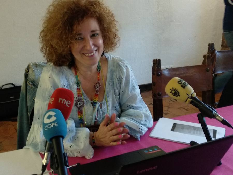 Fotos: López Placer culpa a la gestora provincial de la retirada de la lista de Vox en Ponferrada