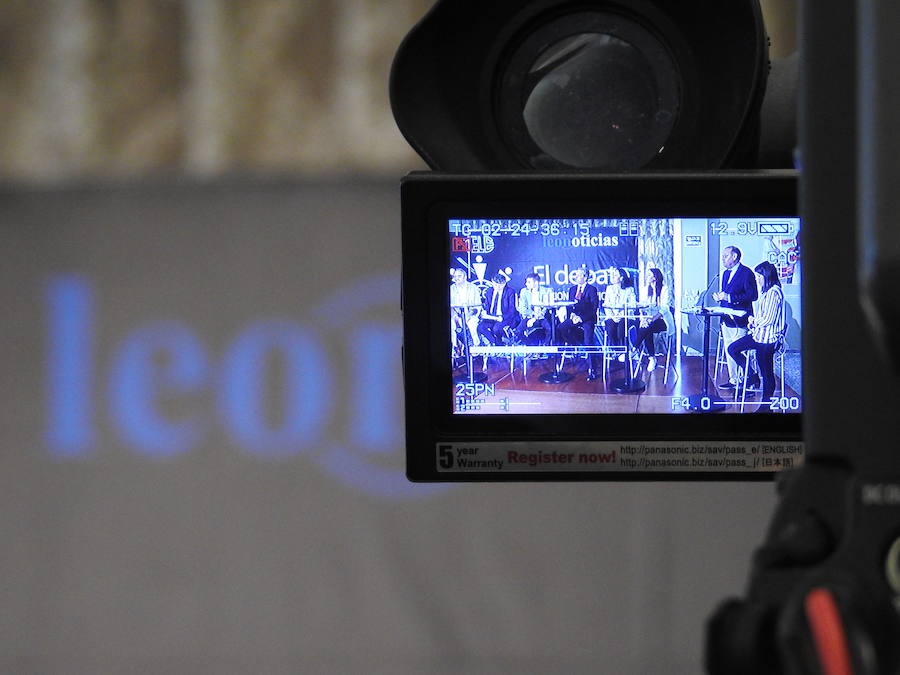 Fotos: Debate de leonoticias y la Fele en Ponferrada