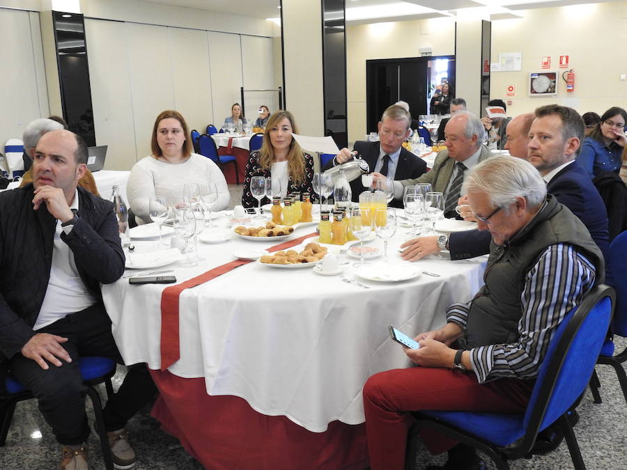 Fotos: Debate de leonoticias y la Fele en Ponferrada