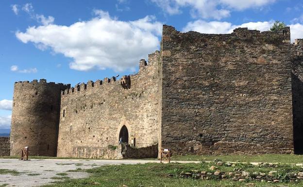 Imagen de la parte más antigua del castillo donde comenzarán las obras. 