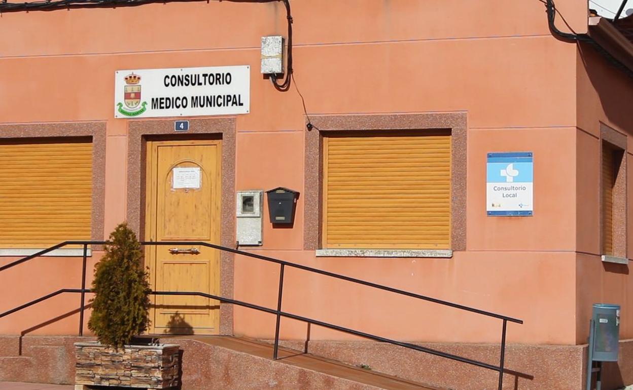 Fachada de un consultorio médico. 