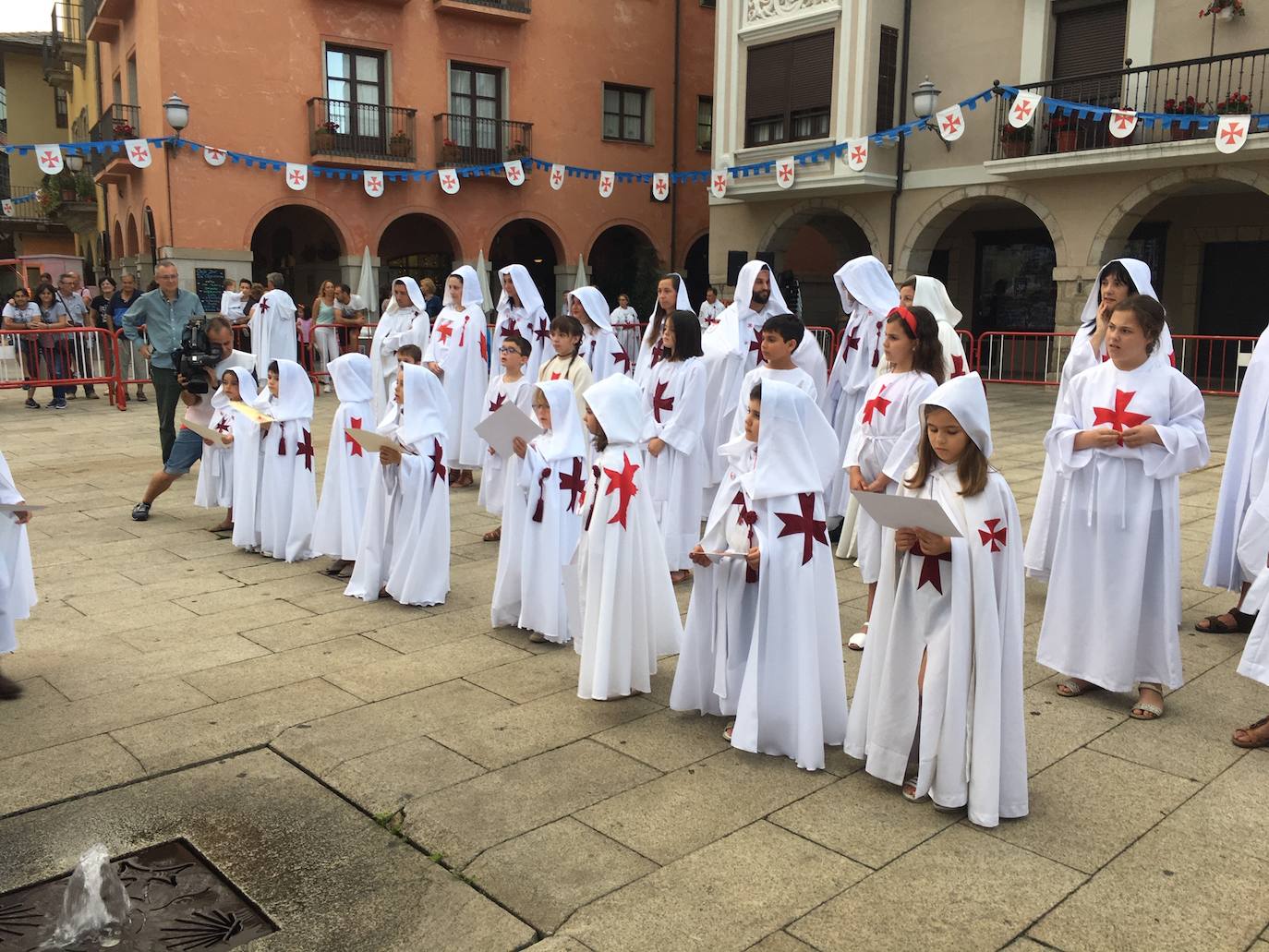 Fotos: Nombramiento de pequeños escuderos