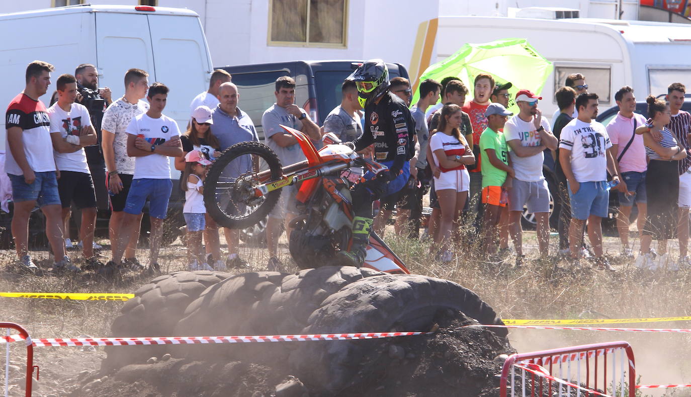 Fotos: Quedada de Motociclismo 'Súper Enduro'