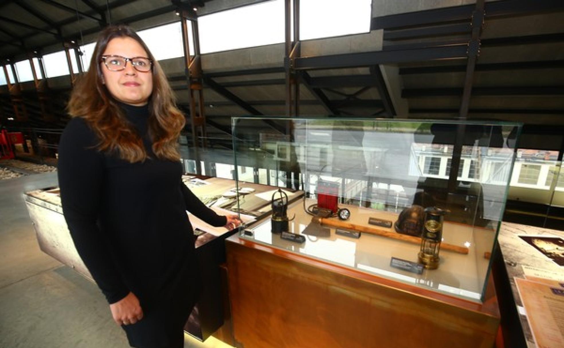 La directora del Museo de la Energía, Yasodhara López, durante la presentaciónde la programación.