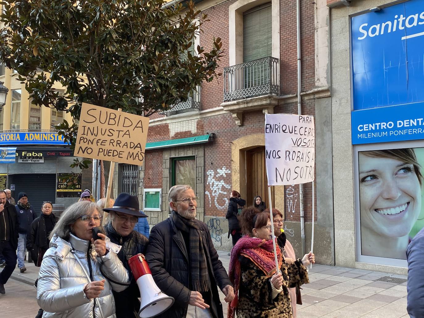 Fotos: Manifestación contra la subida de tasas