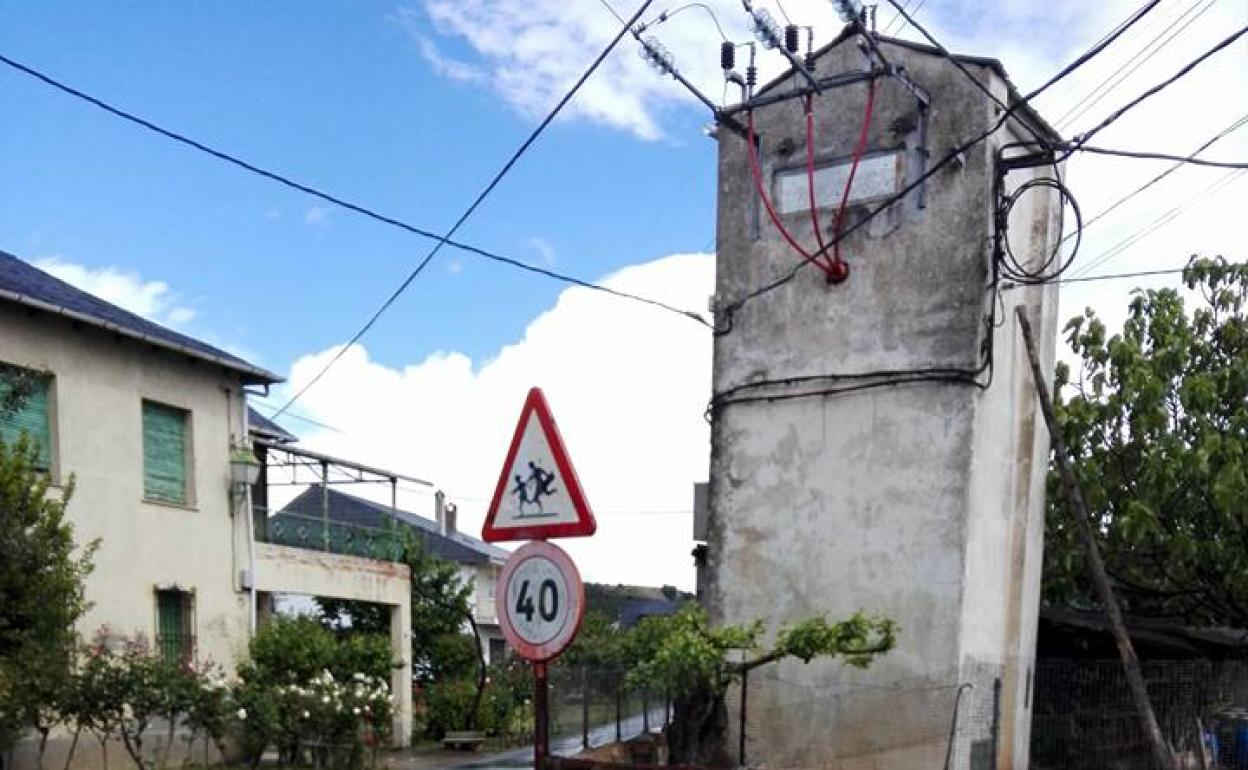 Calle Cabo de Peñas en el barrio de Compostilla.