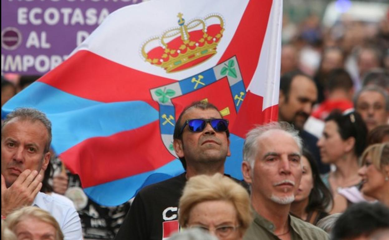 Manifestación en Ponferrada 'Por el futuro del Bierzo'.