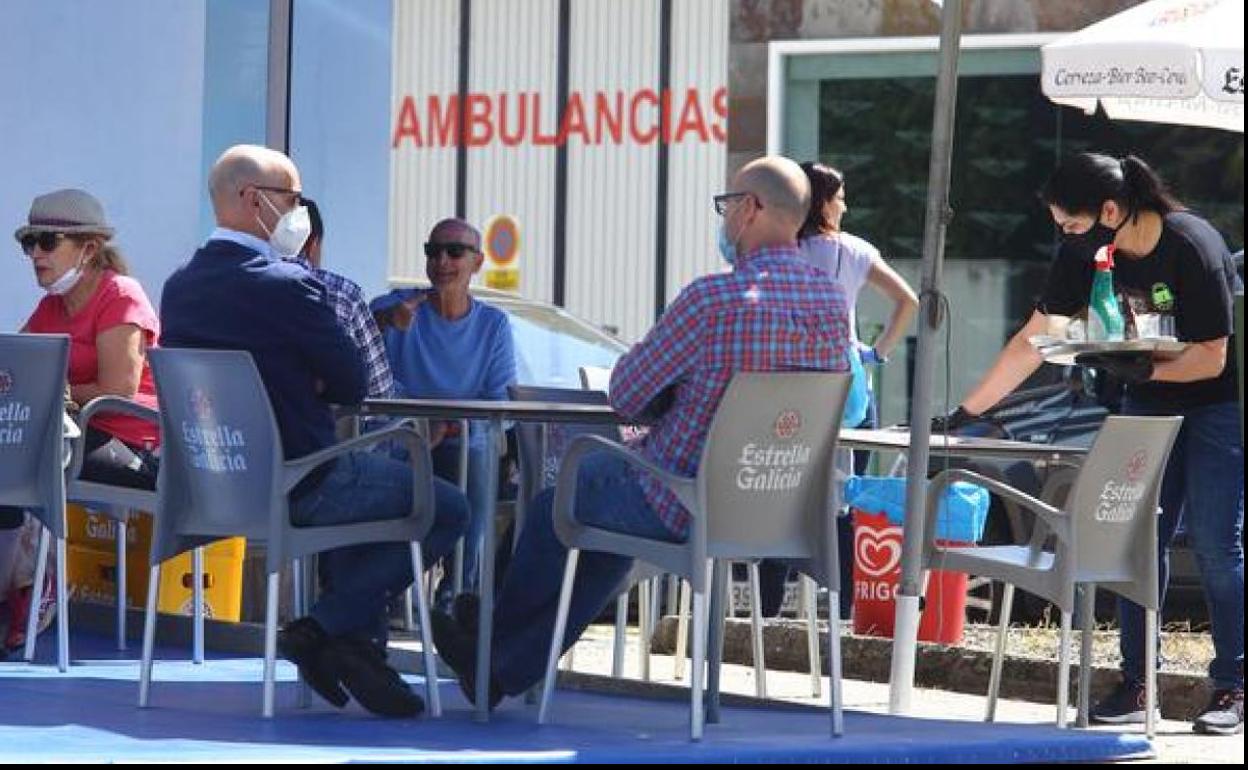 Apertura de terrazas de los bares en Ponferrada en la fase 1 del estado de alarma.