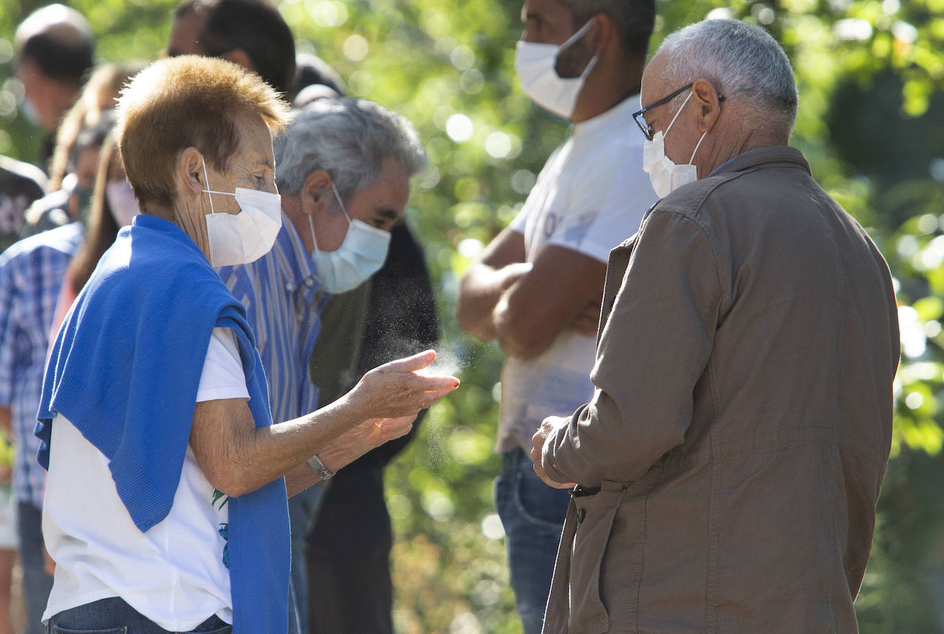 Fotos: Pruebas PRC a los vecinos de Oencia