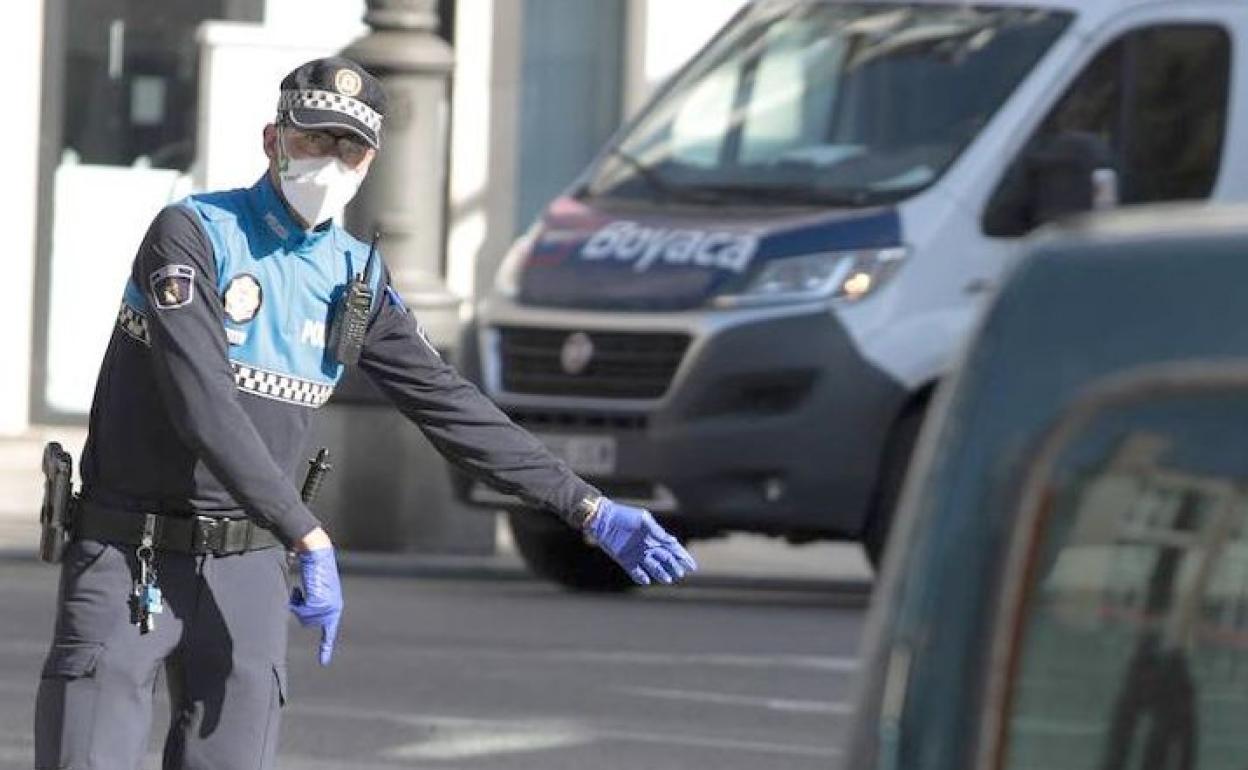 Imagen de un policía local.