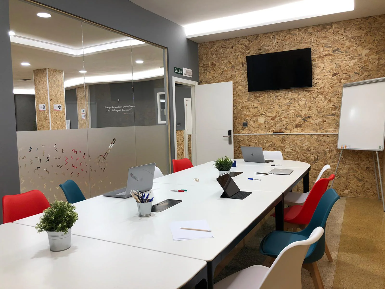 Fotos: El hotel Alda Centro Ponferrada inaugura un nuevo espacio &#039;coworking&#039;