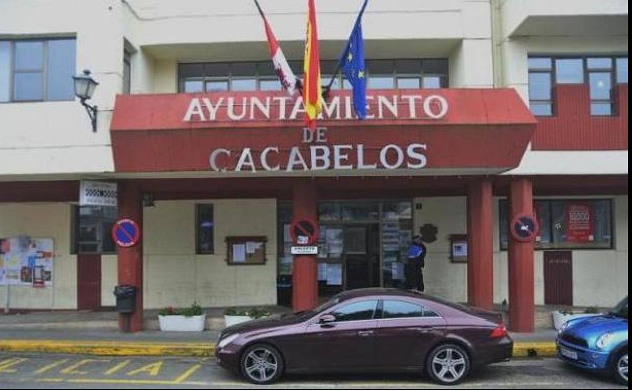 Ayuntamiento de Cacabelos.