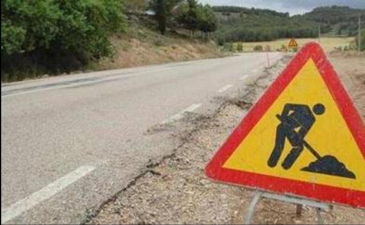 Reclaman el arreglo del único camino de acceso a la localidad ponferradina de San Adrián de Valdueza