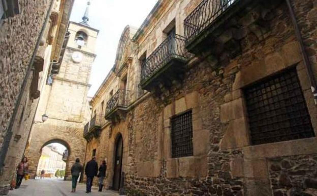 El casco antiguo de Ponferrada será una de los elementos patrimoniales beneficiados de esta PNL.