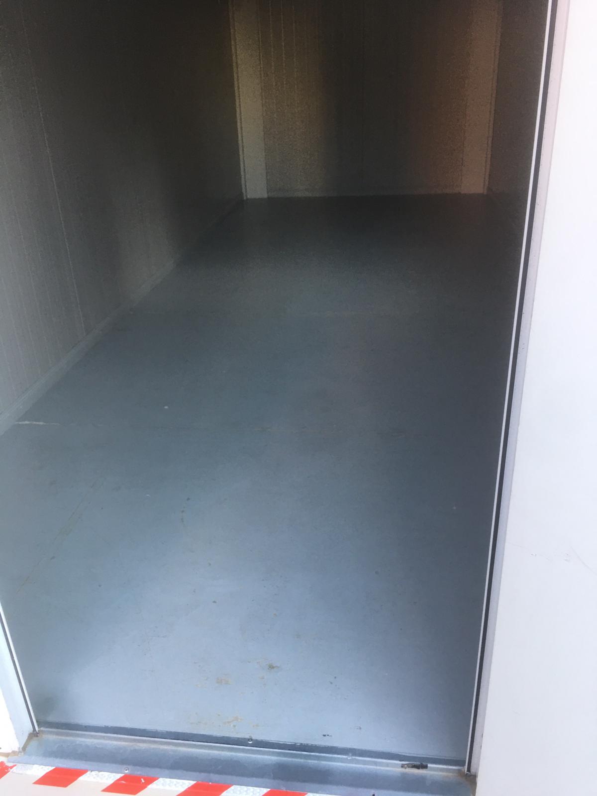 Los centros de salud del Bierzo han comenzado a recibir las casetas de obra con las que la Gerencia Regional de Salud (Sacyl) pretende 'humanizar' las esperas de los pacientes ayudándoles a sobrellevar el frío con la llegada del invierno.