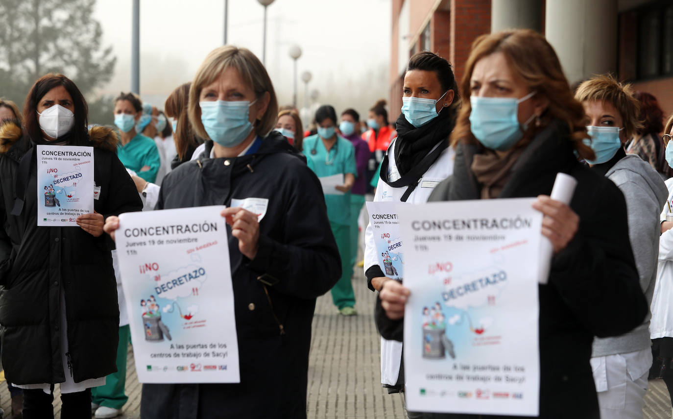 Fotos: Sanitarios del Bierzo contra el 'decretazo'
