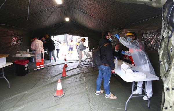 Fotos: Cribado masivo en el Campus de Ponferrada de la Universidad de León
