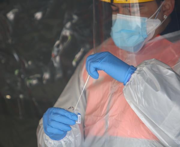 Fotos: Cribado masivo en el Campus de Ponferrada de la Universidad de León