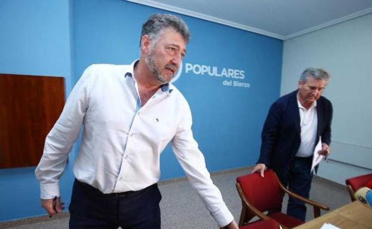 Ángel Calvo y Raúl Valcarce.
