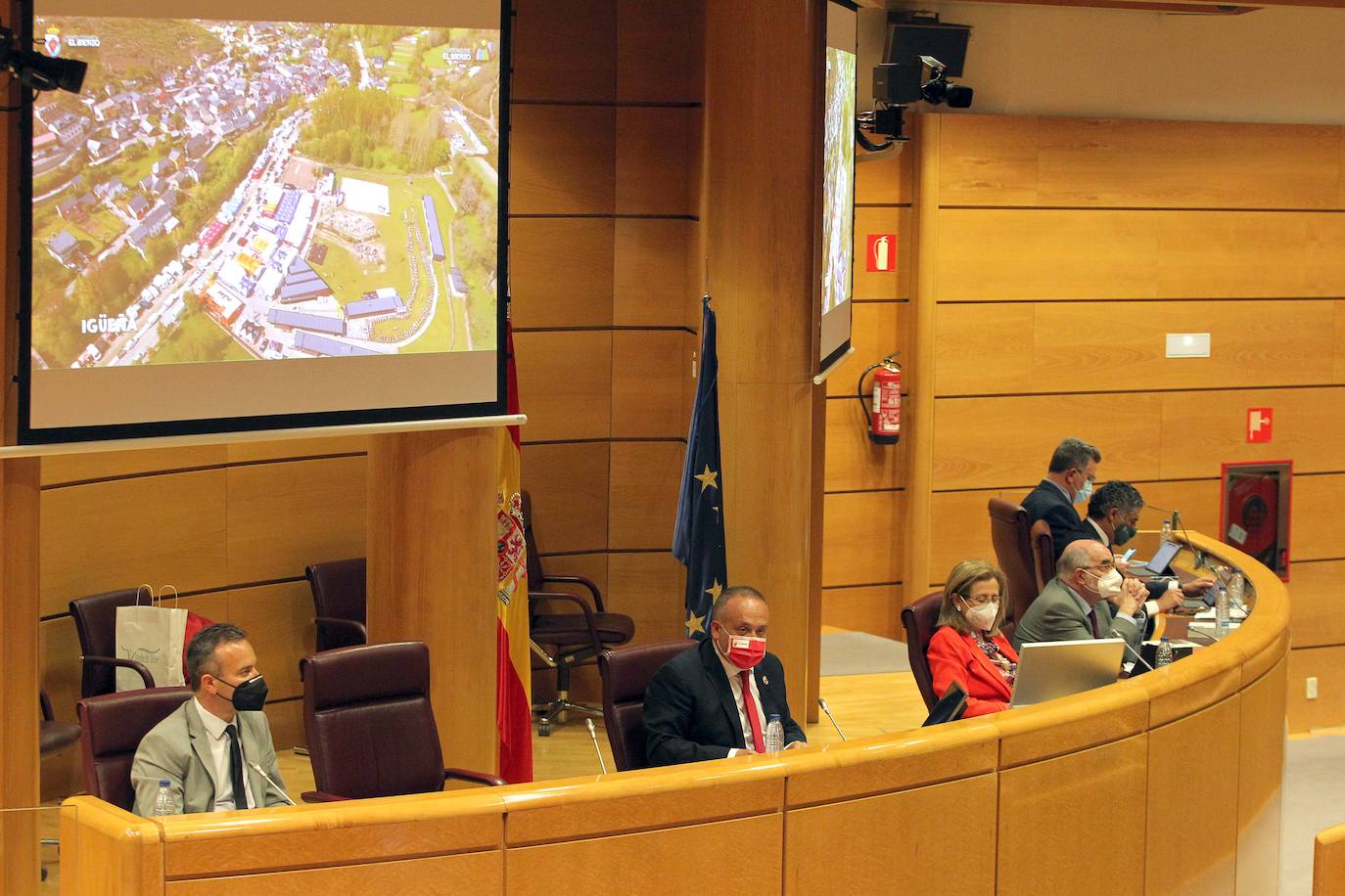 Fotos: El presidente del Consejo comparece en el Senado