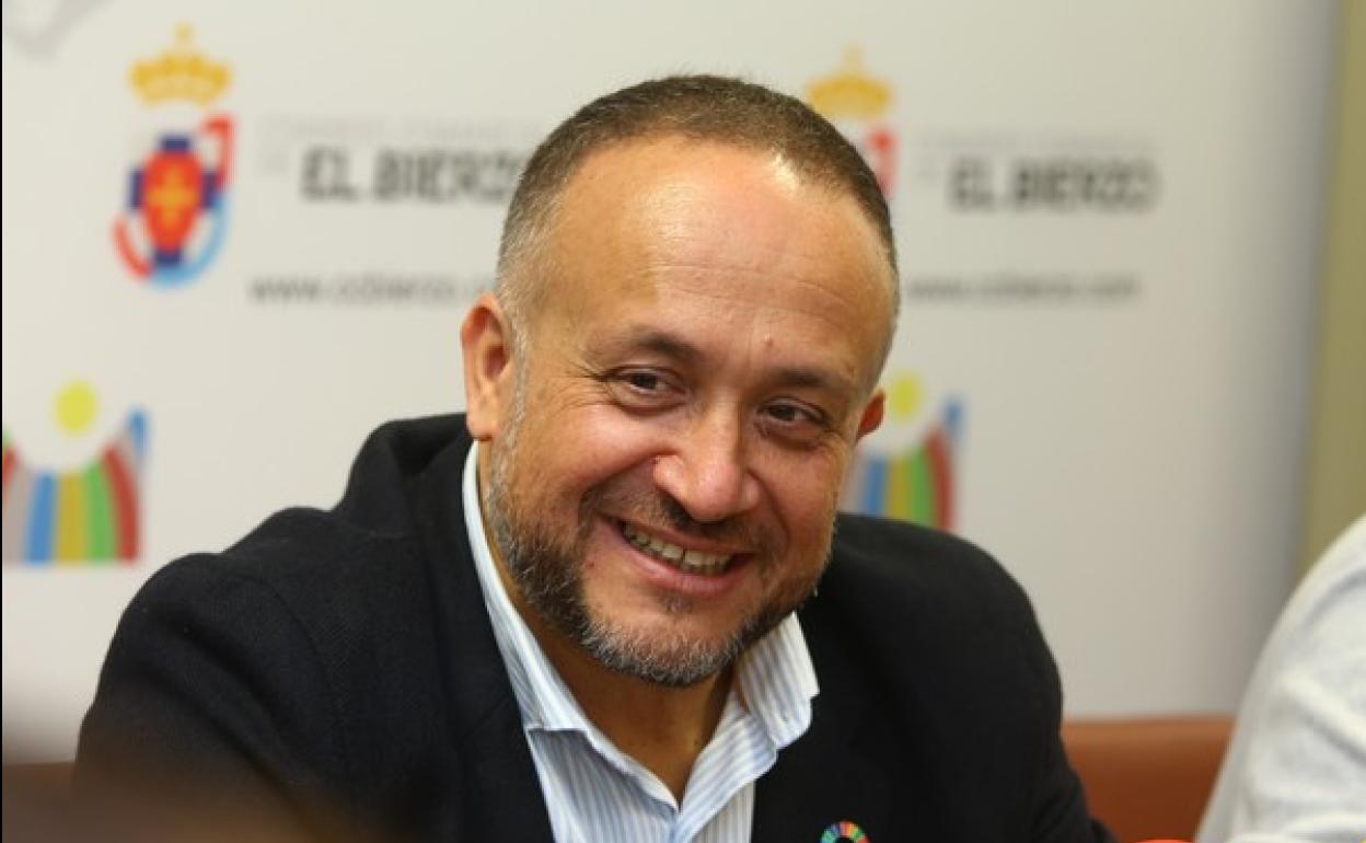 El presidente del Consejo Comarcal del Bierzo, Gerardo Álvarez Courel.