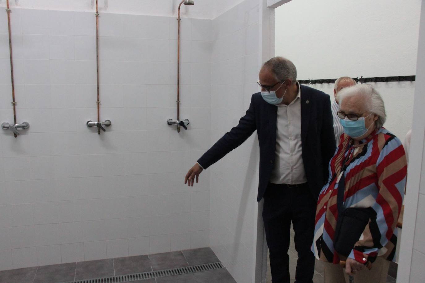 Fotos: Nuevo nombre del pabellón del JT