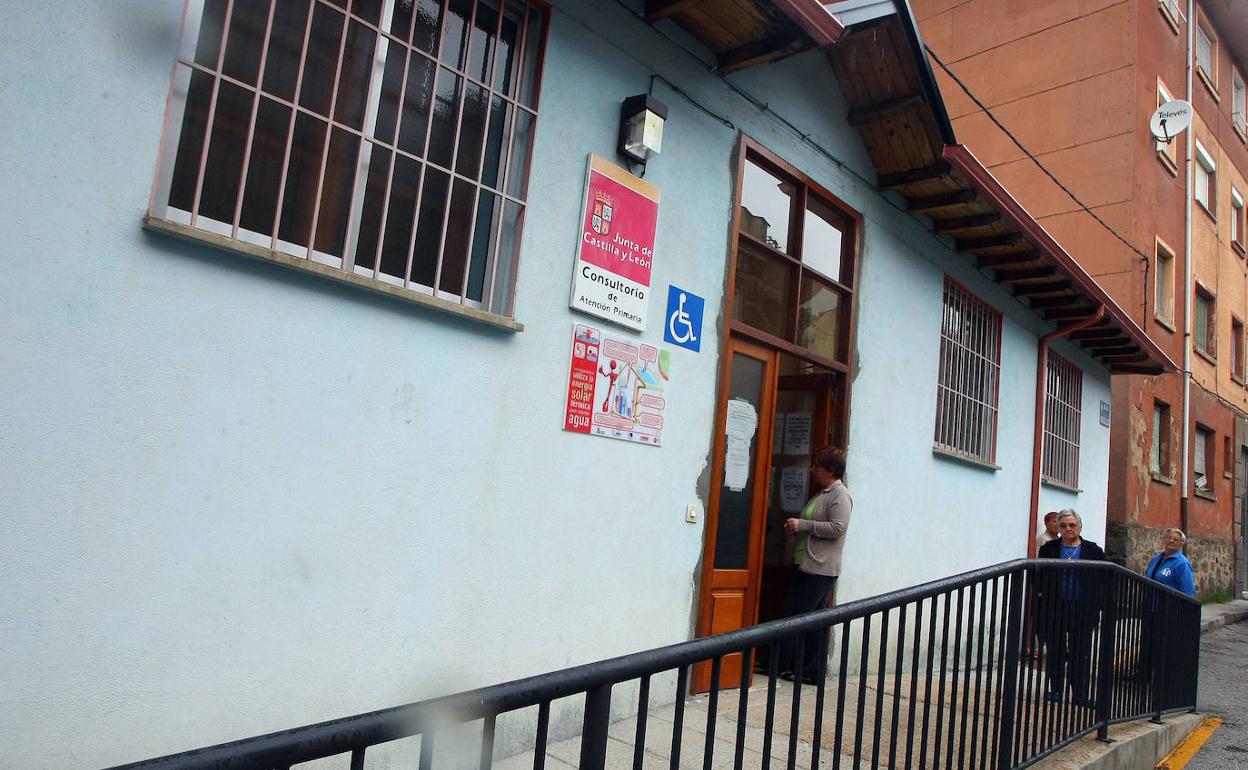 Consultorio médico en Tremor de Arriba.