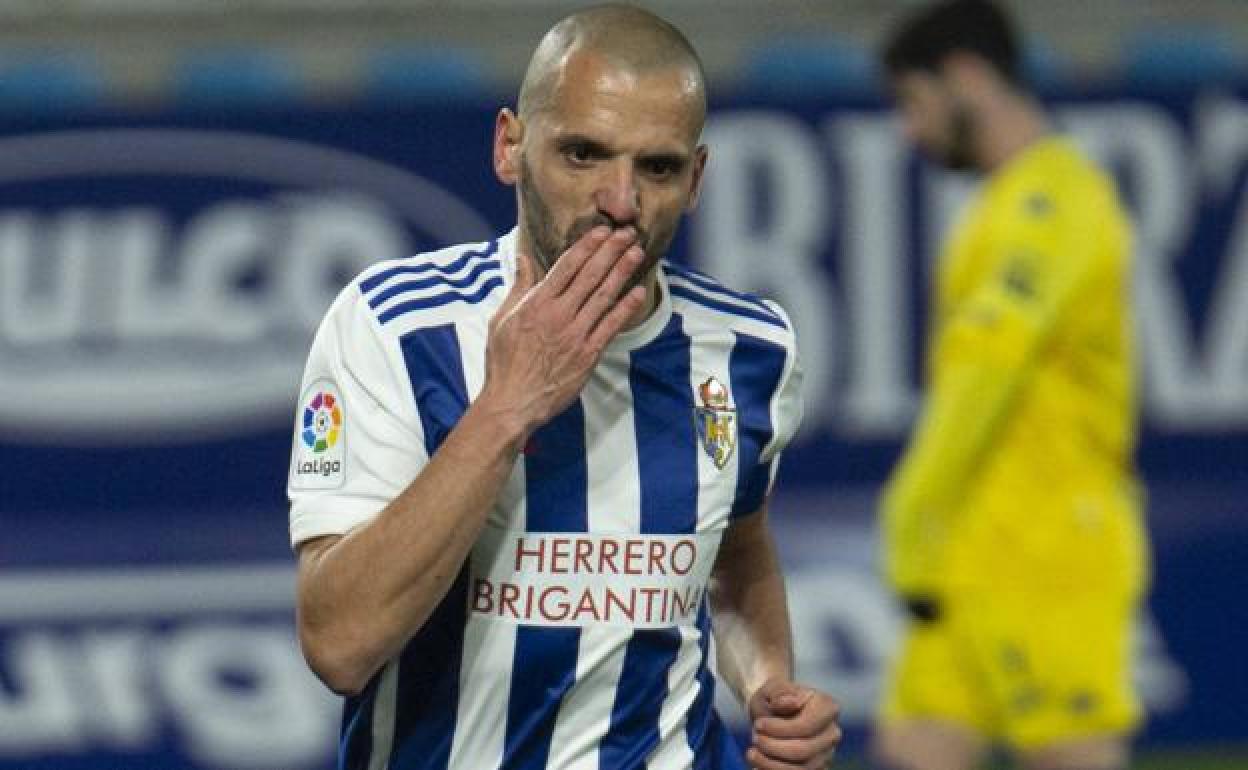 Yuri, durante un partido.