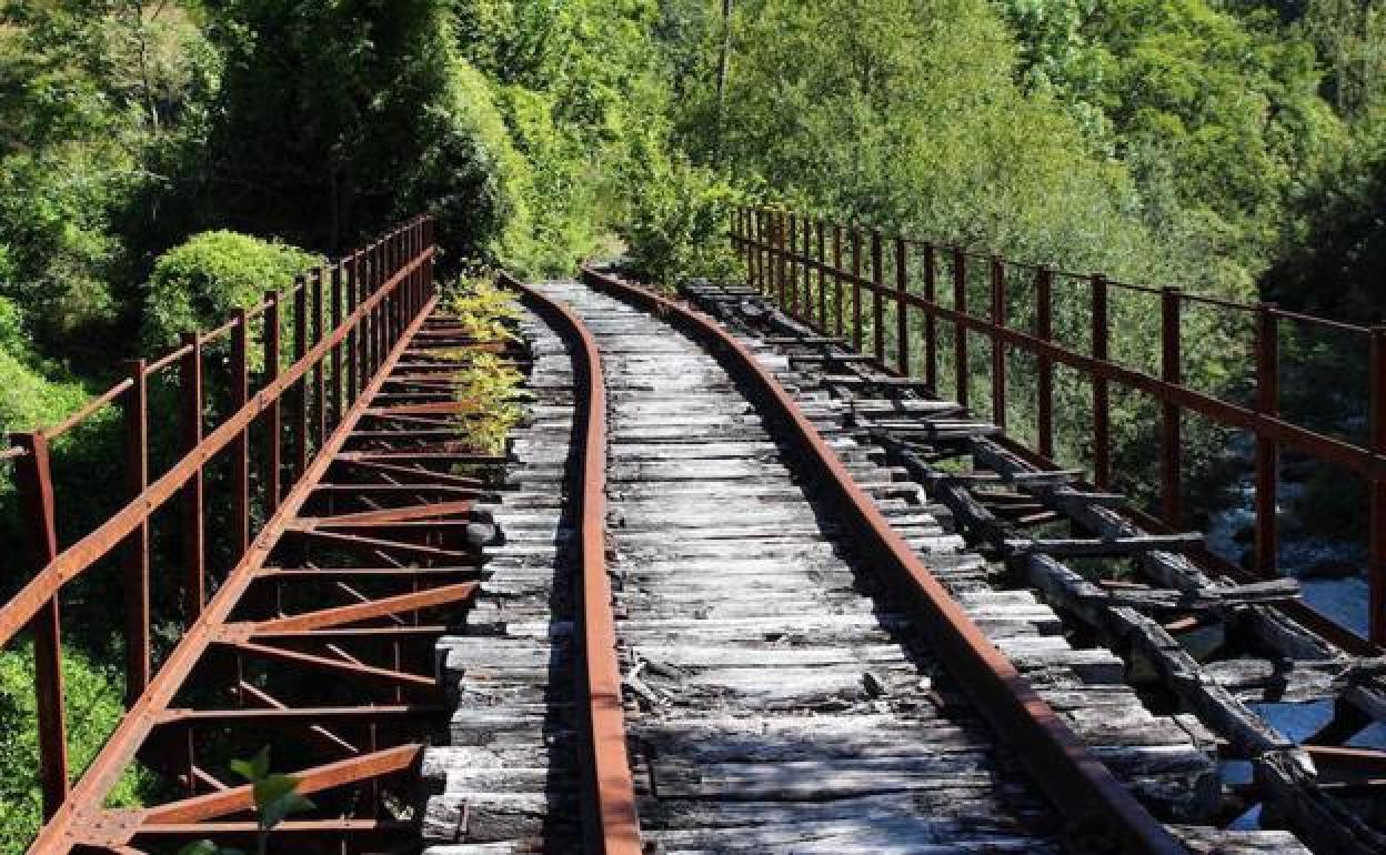 Vías del tren Ponfeblino.