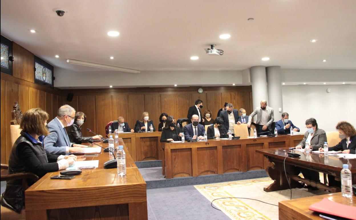 Pleno celebrao este viernes en Ponferrada.