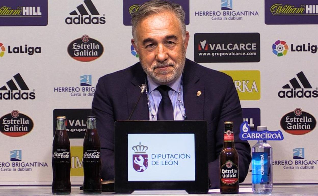 El presidente de la SD Ponferradina, José Fernández Nieto.