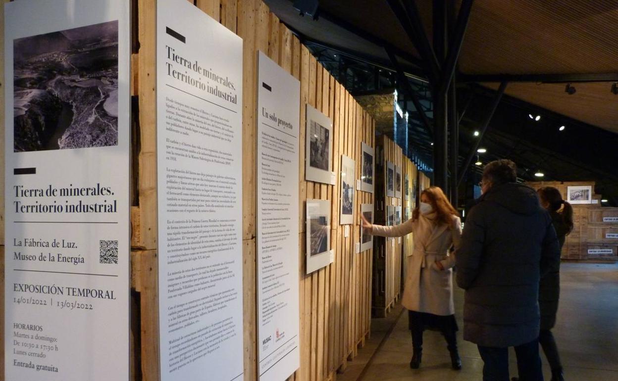 Imagen de la presentación de la muestra.