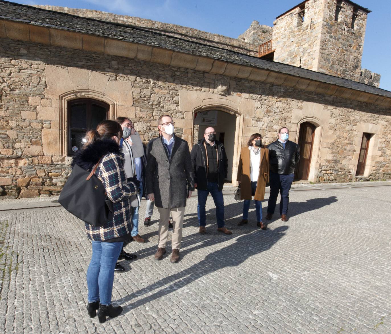 El portavoz del PP en el Senado, Javier Maroto, y Juan Carlos Suárez-Quiñones presentan la candidatura del Partido Popular de León a las Cortes Autonómicas para las próximas elecciones del 13 de febrero