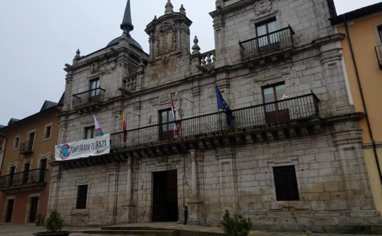 Fachada del Ayuntamiento de Ponferrada.