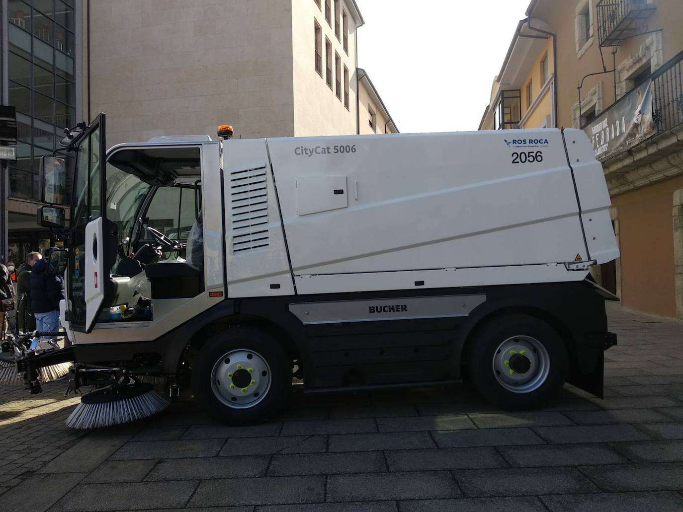 Ponferrada adquiere dos nuevas barredoras para el servicio de limpieza viaria.