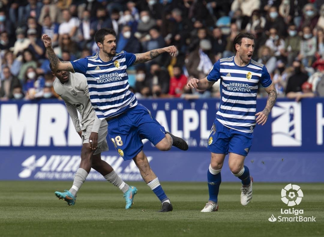 Erik Morán y Sergi Enrich cuentan con enteros para ser titulares ante el Málaga.