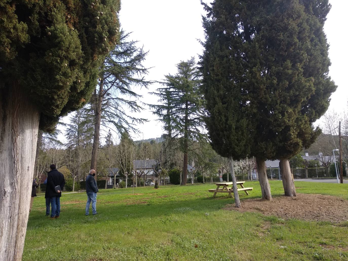 Ponferrada estrena una zona de ocio de 8.000 metros cuadrados en Compostilla.